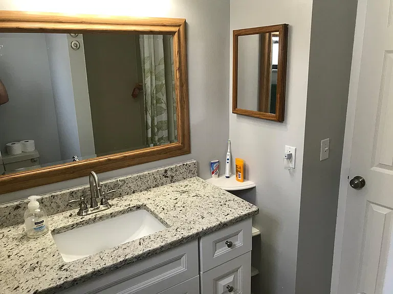 2027 Sunset Grove Ln — Photo 18