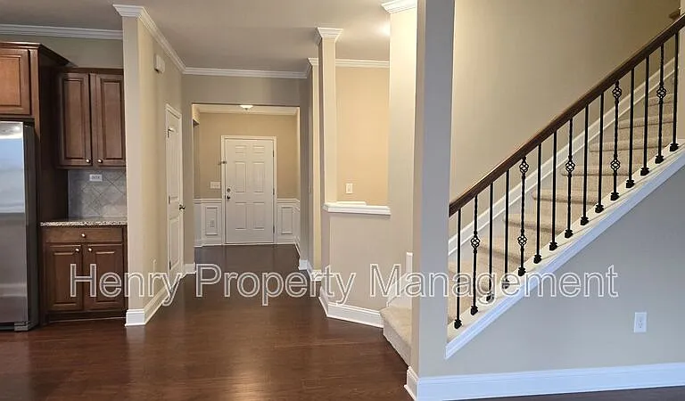 1005 Magnolia Leaf Ct — Photo 4