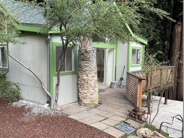 205 Sequoia Way