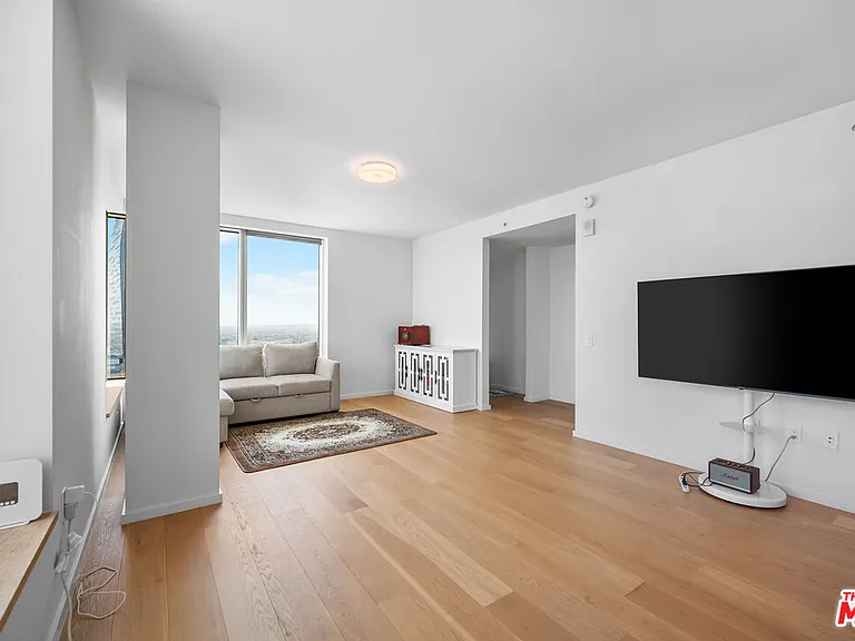 889 Francisco St #3603 — Photo 6