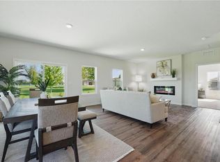 10289 Lucca Ln, Peculiar, MO 64078