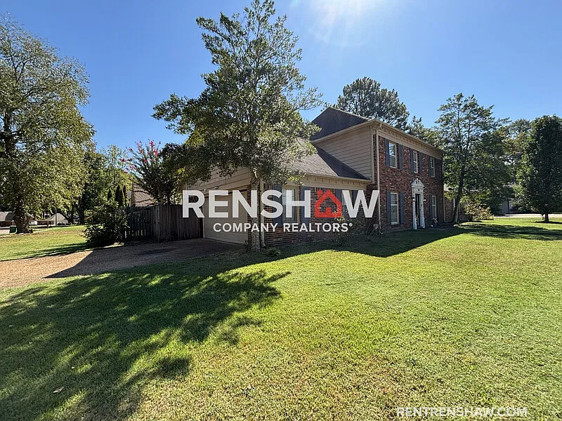 4 bed, 3.0 bath, 3250 sqft, $3,200 — Photo 4
