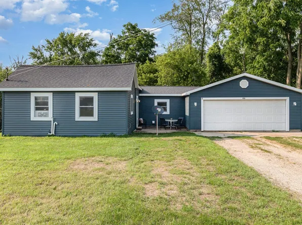 406 W Main St, Maple Rapids, MI 48853