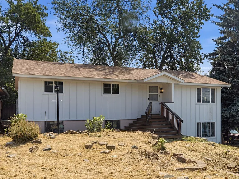206 Cherry St — Photo 2