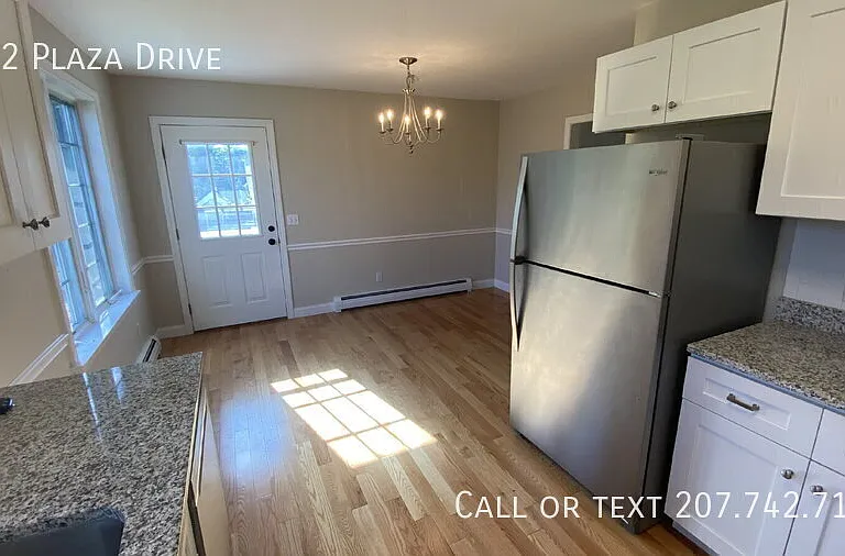 312 Plaza Dr — Photo 4
