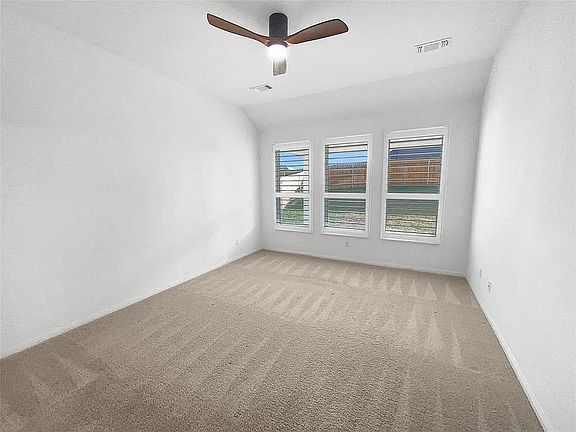 5th image of 17721 Zinfandel Dr