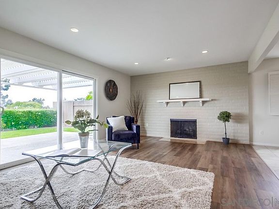 2nd image of 6738 Dennison St