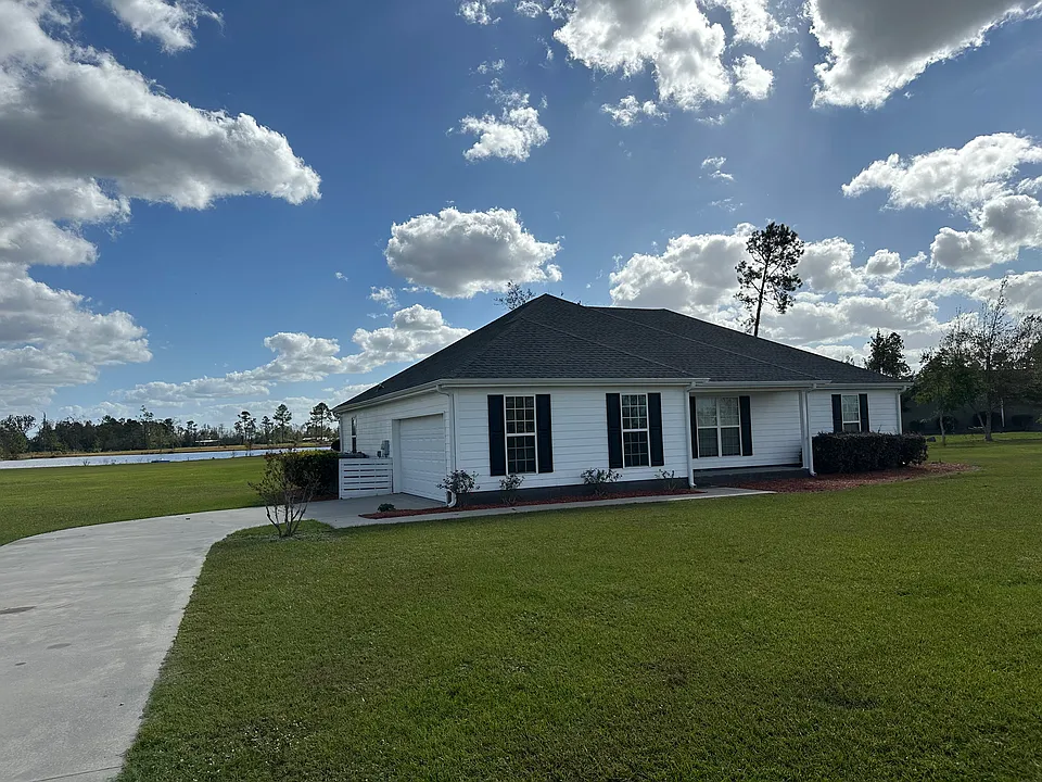 177 Emerald Dr