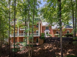 1545 Northcliff Trce, Roswell, GA 30076
