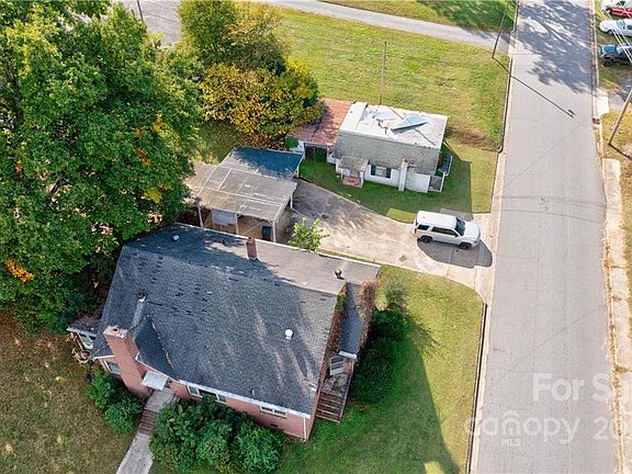 2nd image of 213 N Holland St