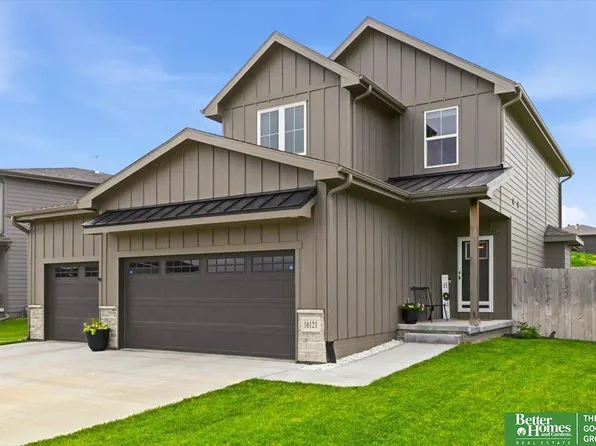 16121 Isabella St, Bennington, NE 68007