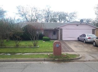 426 Thoreau Ln, Euless, TX 76039