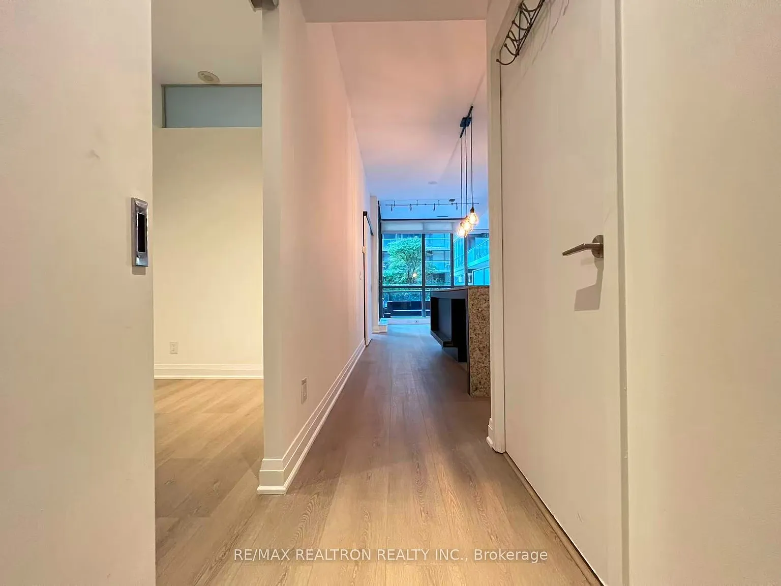 2 bed, $3,030 — Photo 4