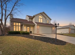 416 Nordyke Dr, Roanoke, IN
