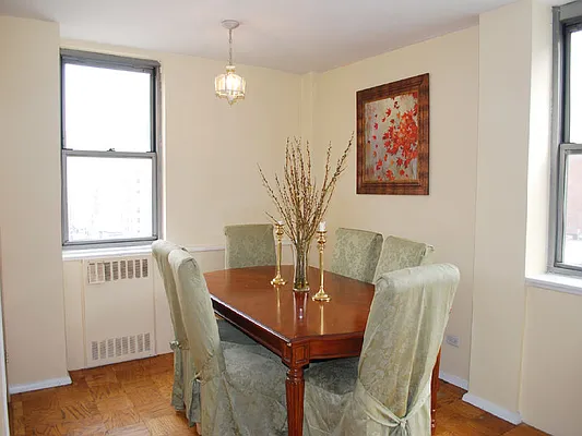 Sold by Sotheby's International Realty | media 25