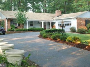 8136 Bard St, Lorton, VA 22079