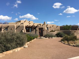 3919 Loma Bella Dr, Las Cruces, NM 88011