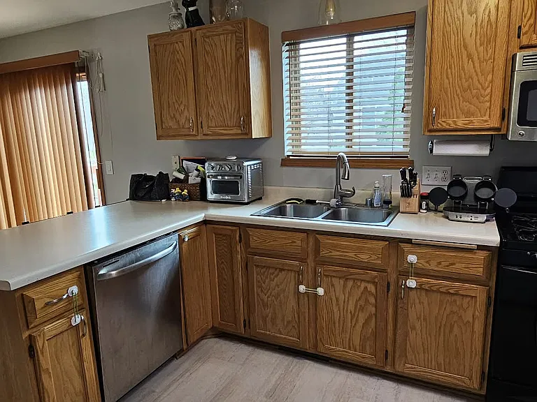 1425 Bellflower Ln — Photo 41