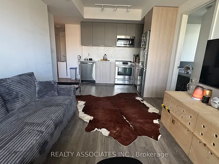 30 Ordnance St #1009 — Photo 3