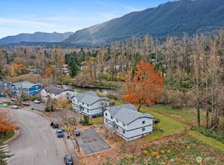 427 Main Ave S APT 39, North Bend, WA