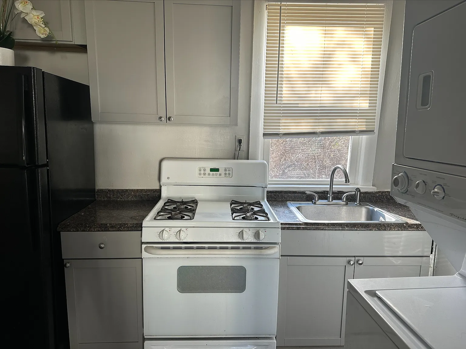 2 bed, $1,500 — Photo 4