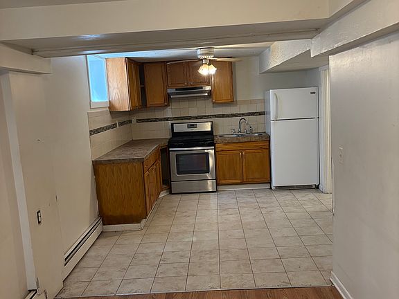 5th image of 3020 Portland Ave S #2