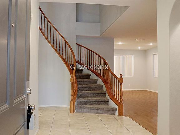 3rd image of 3509 Aleppo Pine St