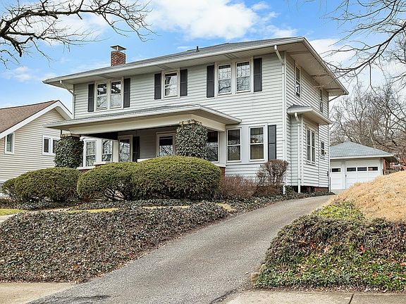 2nd image of 409 Littleton St