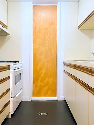 Rented by Corcoran | media 6