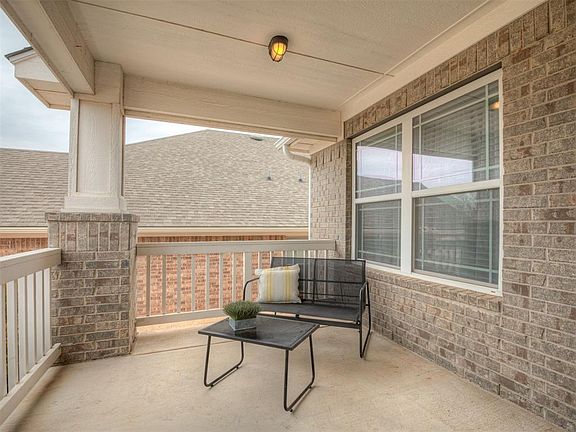 4th image of 3913 Painted Bird Ln