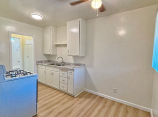 1107 W Highland St #8, Santa Ana, CA 92703