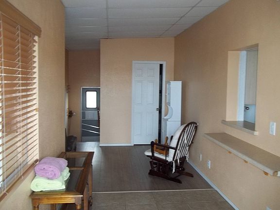 4th image of 4860 E Main St #G-63