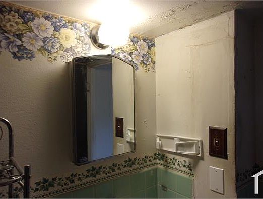 3rd image of 12084 Criterion Ave