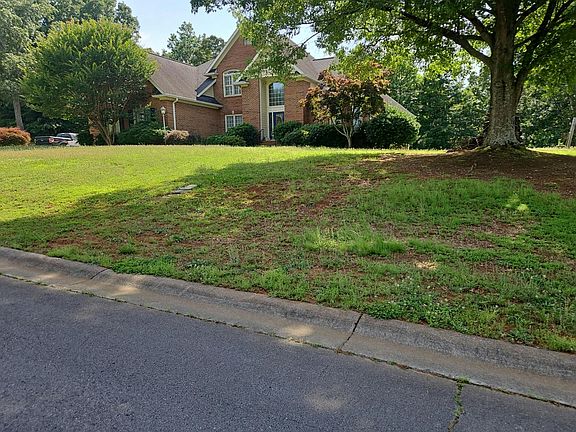 2nd image of 47 N Edenfield Ridge Dr S