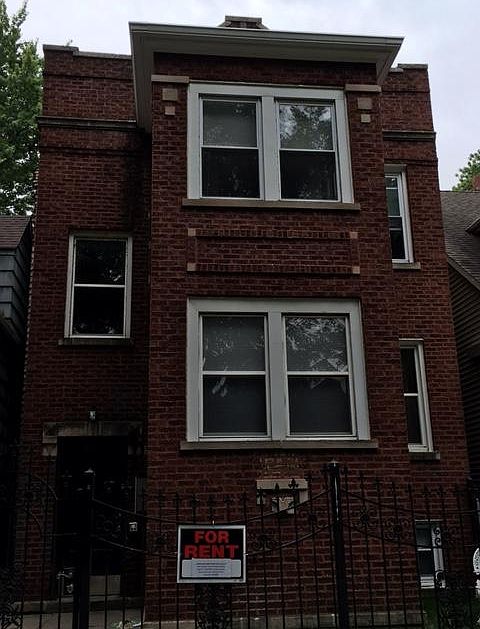 1st image of 1919 W Berwyn Ave APT 1