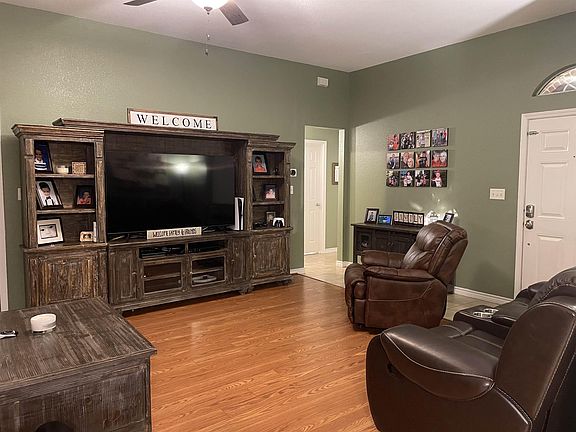 5th image of 5470 Westmont Ln