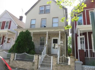 282 Goodwin St, Perth Amboy, NJ 08861