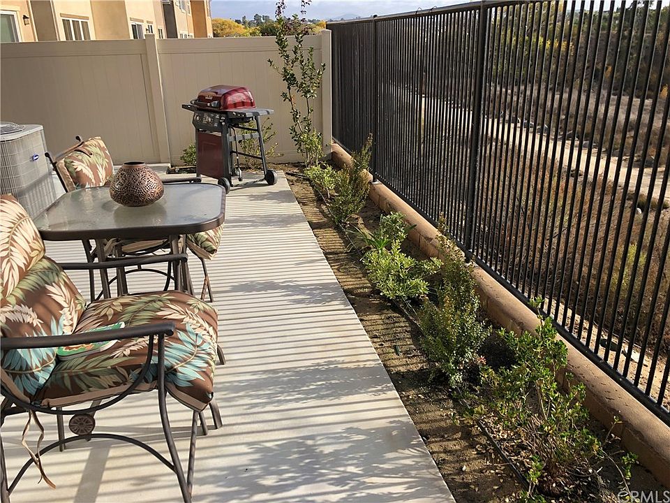 1st image of 40122 Calle Real #72