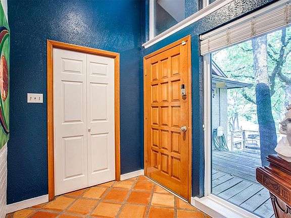 5th image of 1302 Land Rush Dr