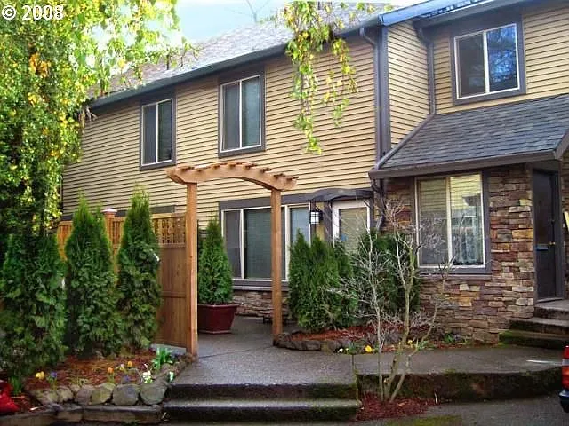 824 SE 27th Ave #10 photo 1