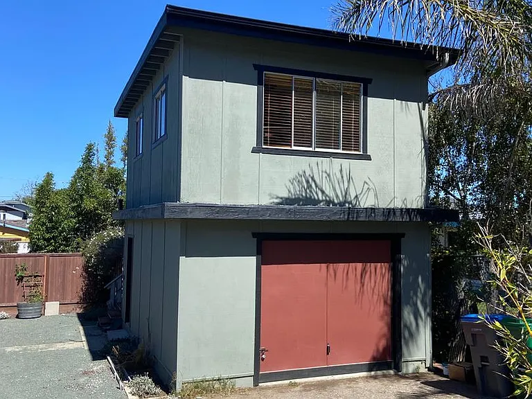 338 Henrietta Ave — Photo 1