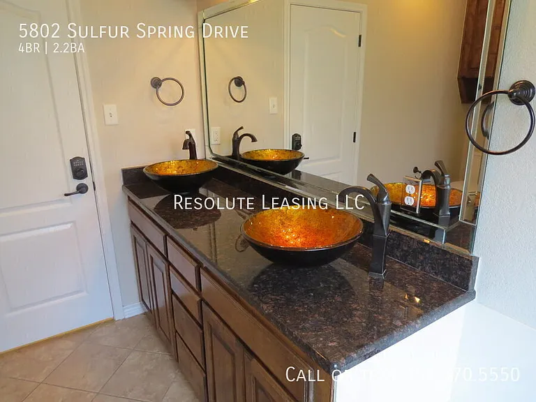 5802 Sulfur Spring Dr — Photo 14