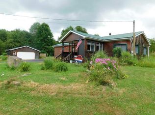 691 Parker Rd, Columbus, PA 16405