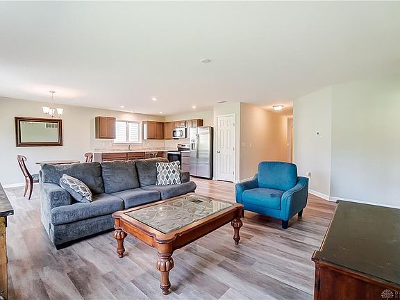 5th image of 5603 Castle Dr