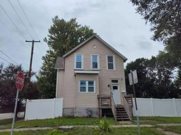 841 Marion St, Saint Paul, MN 55117