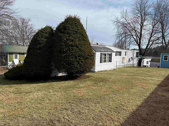 3rd image of 15 Windham Depot Road #37