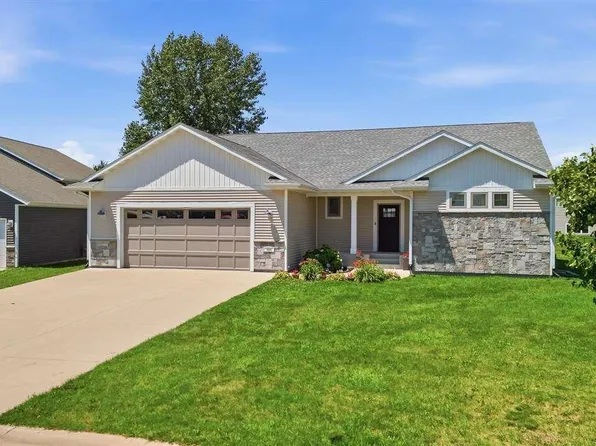 820 Fieldcrest Dr, Mankato, MN 56001
