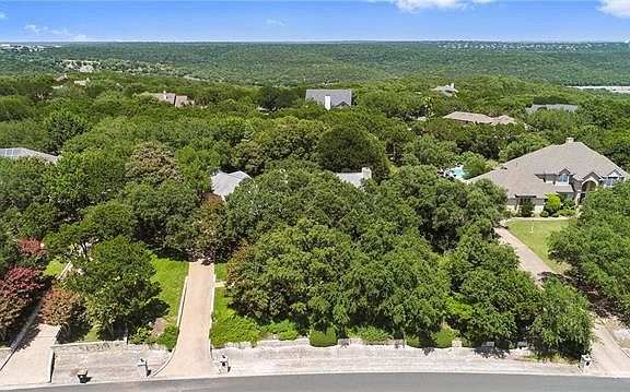 3rd image of 9208 Bell Mountain Dr