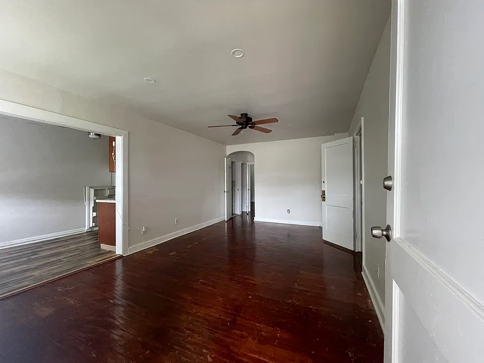 3006 Tyson Ave #1