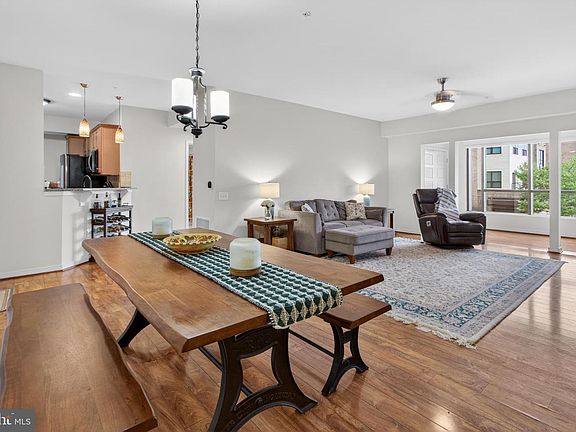 2nd image of 8970 Fascination Ct APT 215